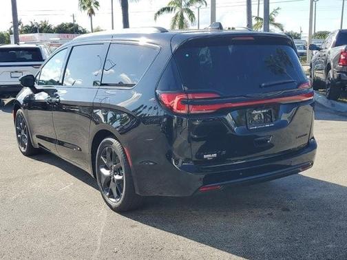2026 Chrysler Pacifica Limited
