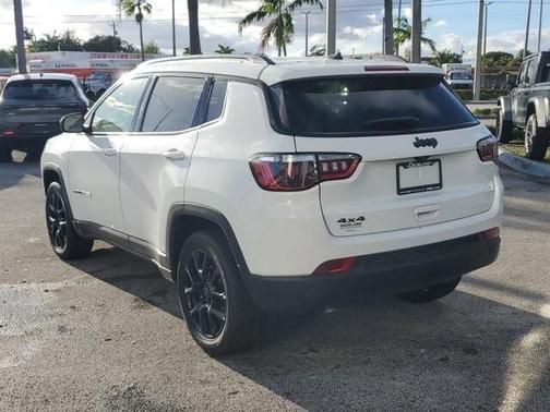 Bright White 2026 Jeep Compass Latitude
