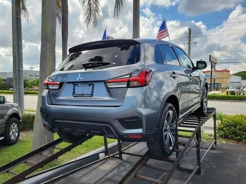 2022 Mitsubishi Outlander Sport SE
