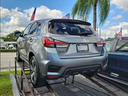 2022 Mitsubishi Outlander Sport SE