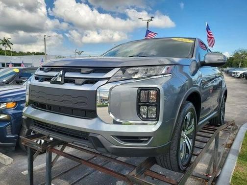 2022 Mitsubishi Outlander Sport SE