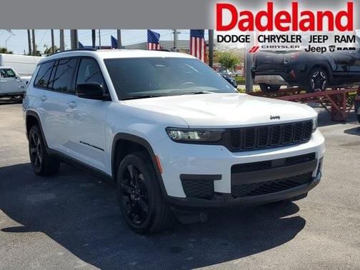 2023 Jeep Grand Cherokee L Laredo