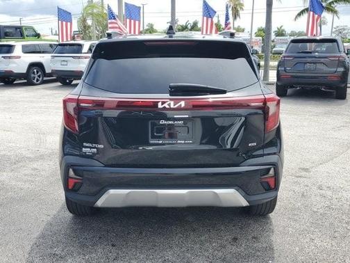 2024 Kia Seltos SX