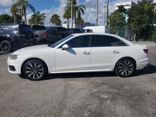 2022 Audi A4 40 Premium