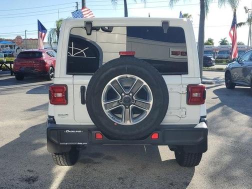 2022 Jeep Wrangler Unlimited Sahara