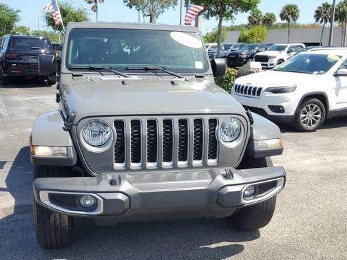 2021 Jeep Gladiator Overland