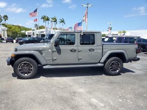 2021 Jeep Gladiator Overland