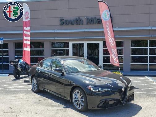 2024 Alfa Romeo Giulia Base