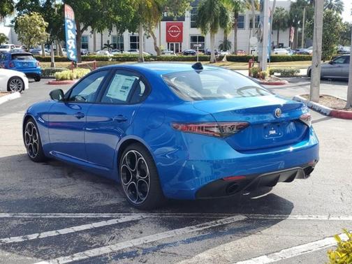 2025 Alfa Romeo Giulia Base