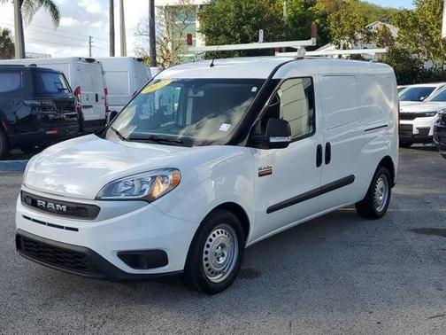 Bright White 2022 RAM ProMaster City Base