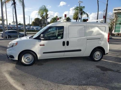Bright White 2022 RAM ProMaster City Base