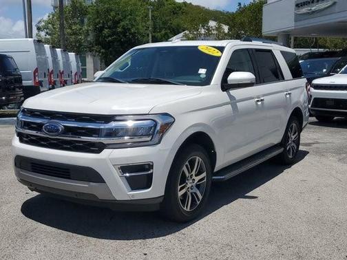 Star White 2022 Ford Expedition Limited
