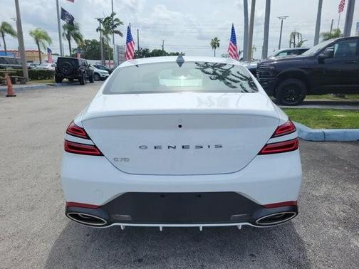 Alta White 2025 Genesis G70 2.5T