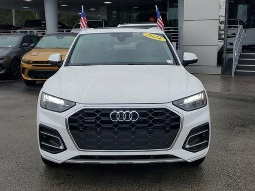 2024 Audi Q5 40 Premium