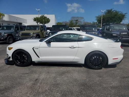 2020 Ford Shelby GT350 Base