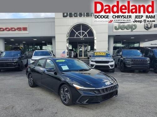 Black 2025 Hyundai ELANTRA SEL Sport