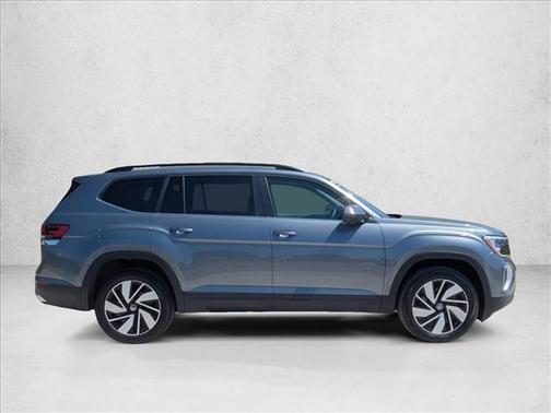 Deep Black Pearl 2025 Volkswagen Atlas 2.0T SE w/Technology 4MOTION