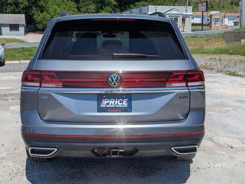 Deep Black Pearl 2025 Volkswagen Atlas 2.0T SE w/Technology 4MOTION