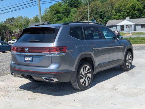 Deep Black Pearl 2025 Volkswagen Atlas 2.0T SE w/Technology 4MOTION