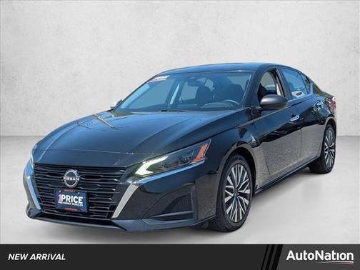 Super Black 2024 Nissan Altima 2.5 SV
