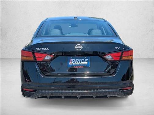 Super Black 2024 Nissan Altima 2.5 SV