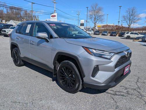 2023 Toyota RAV4 LE
