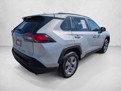 2025 Toyota RAV4 Hybrid LE