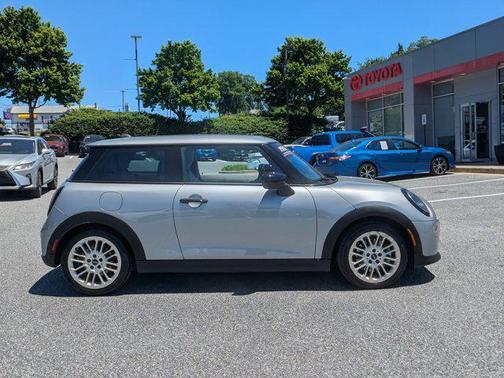 Melting Silver III Metallic 2025 MINI Hardtop Cooper