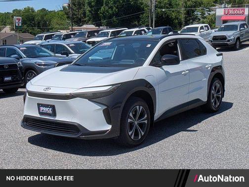 Wind Chill Pearl 2024 Toyota bZ4X XLE