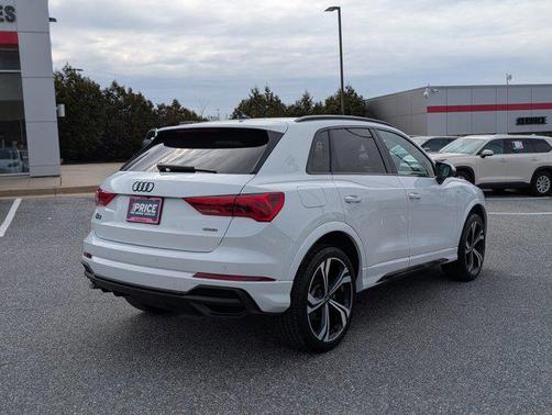 2023 Audi Q3 45 S line Premium Plus