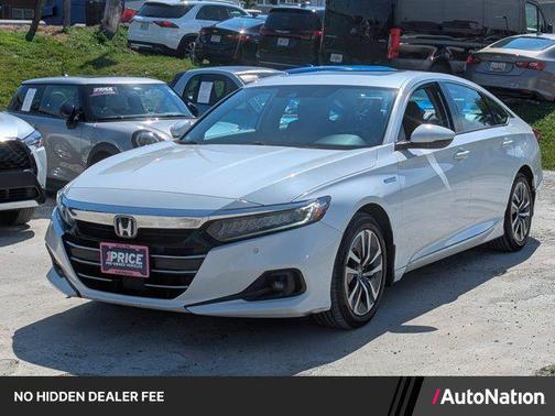 Platinum White Pearl 2022 Honda Accord Hybrid EX-L