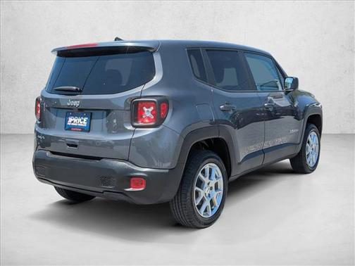 Graphite Gray 2023 Jeep Renegade Latitude