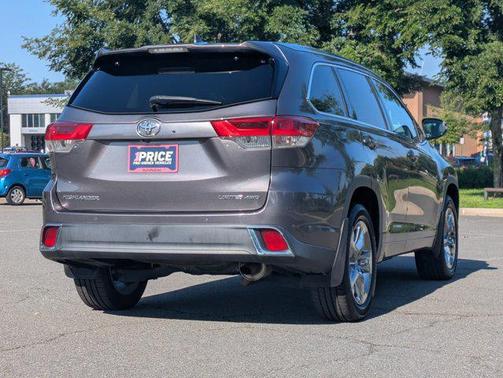 Predawn Gray Mica 2019 Toyota Highlander Limited Platinum
