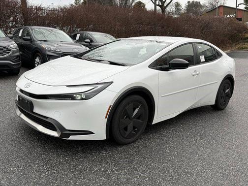 2024 Toyota Prius Prime SE