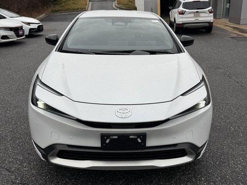 2024 Toyota Prius Prime SE