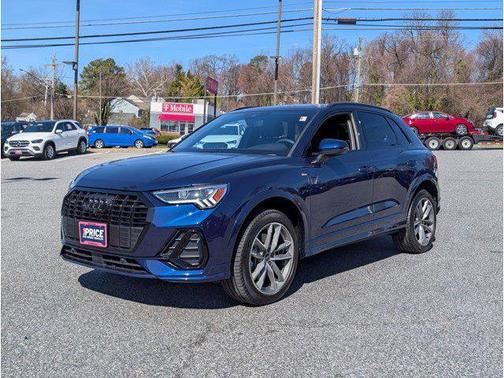 Navarra Blue Metallic 2024 Audi Q3 45 S line Premium Plus