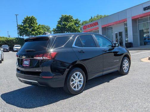 Mosaic Black Metallic 2024 Chevrolet Equinox 1LT