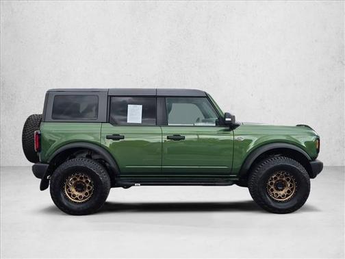 Eruption Green Metallic 2022 Ford Bronco Wildtrak