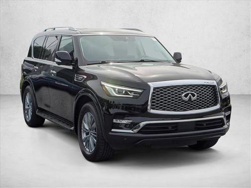 2023 INFINITI QX80 Luxe