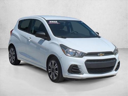 Summit White 2017 Chevrolet Spark LS