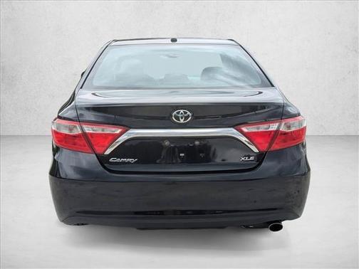 Midnight Black Metallic 2016 Toyota Camry XLE