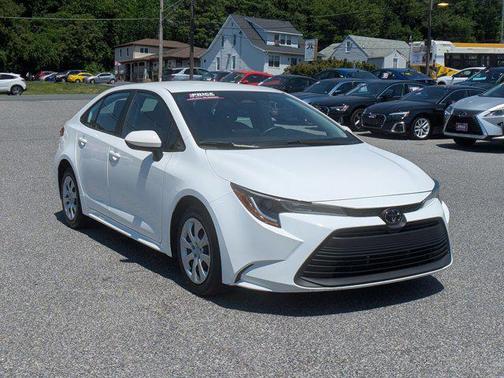 Ice Cap 2024 Toyota Corolla LE