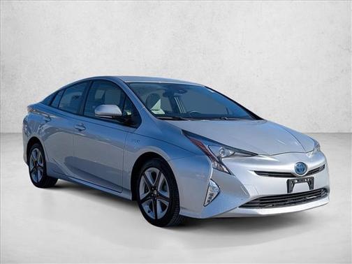 2016 Toyota Prius Three Touring