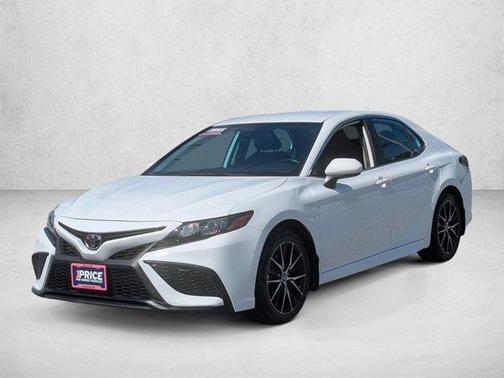Ice Cap 2024 Toyota Camry SE