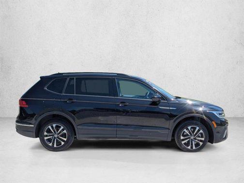 Platinum Gray 2024 Volkswagen Tiguan 2.0T S