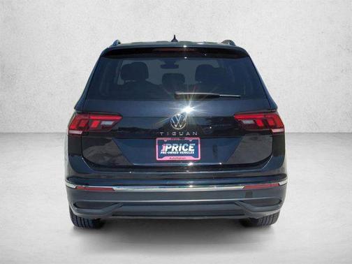 Platinum Gray 2024 Volkswagen Tiguan 2.0T S