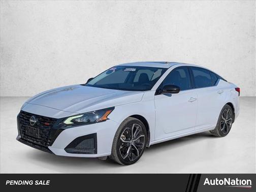 2023 Nissan Altima SR FWD