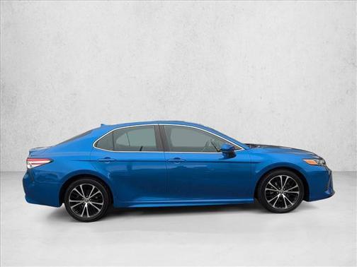 Blue Streak Metallic 2020 Toyota Camry SE