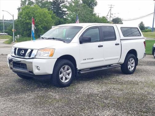 2014 Nissan Titan SV