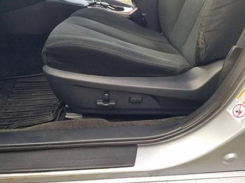 2014 Subaru Legacy Premium